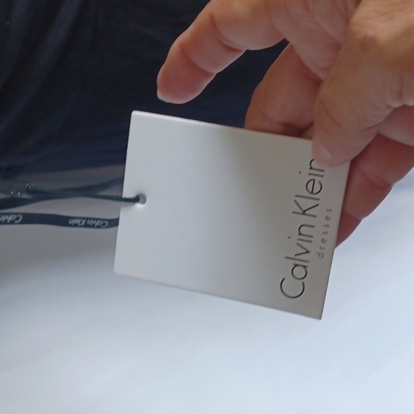 CALVIN KLEIN Sleeveless Halter Full-Length Formal Dress, Sz 10, 18" PTP, 56" L - Picture 6 of 8